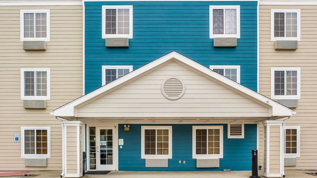 Conroe Hotel | WoodSpring Suites Conroe