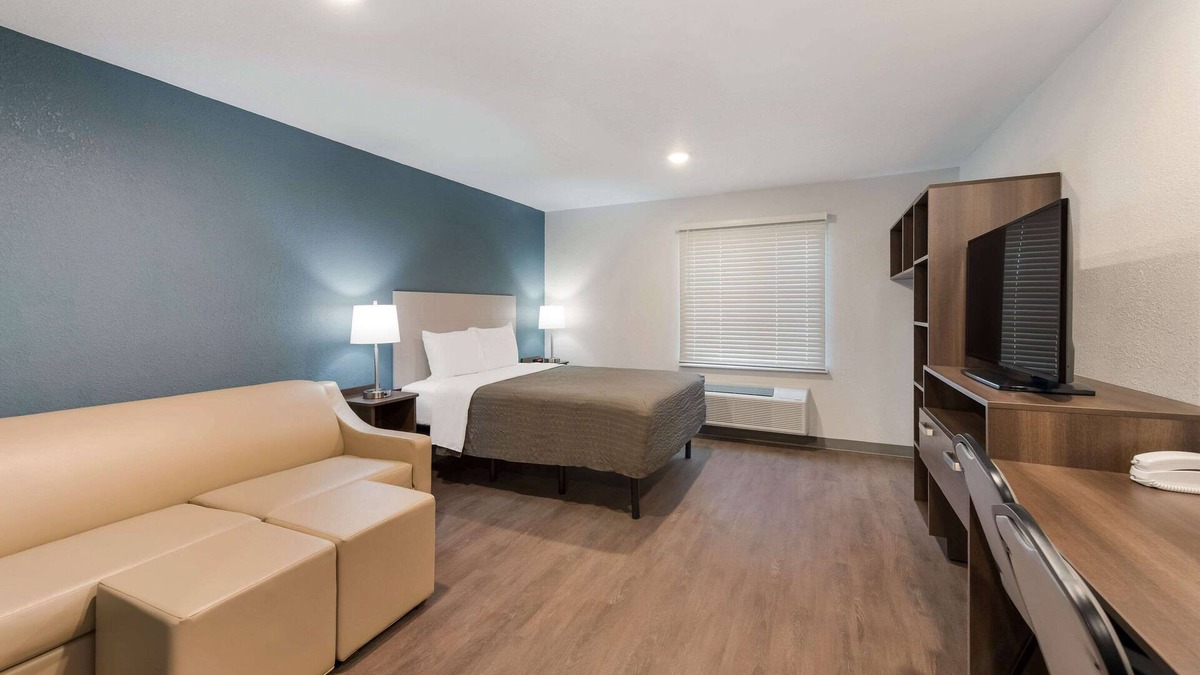 Murlin Heights Hotel | Woodspring Suites Dayton North