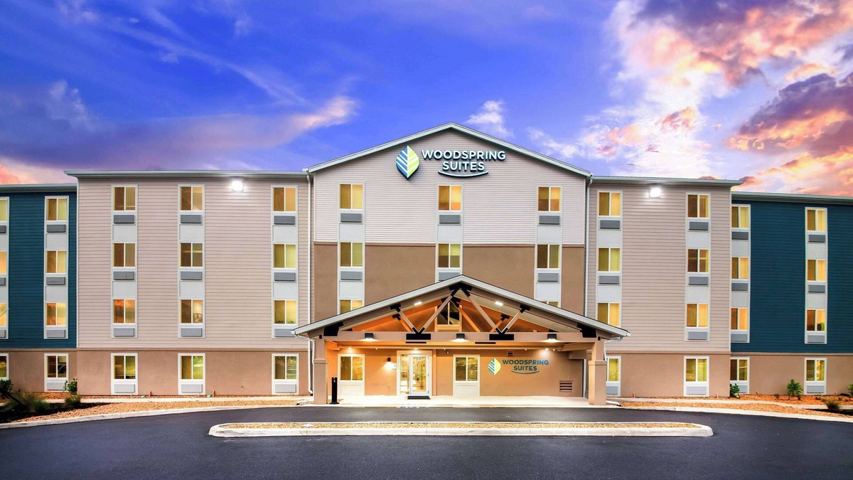 Port Richey Hotel | WoodSpring Suites Hudson Port Richey