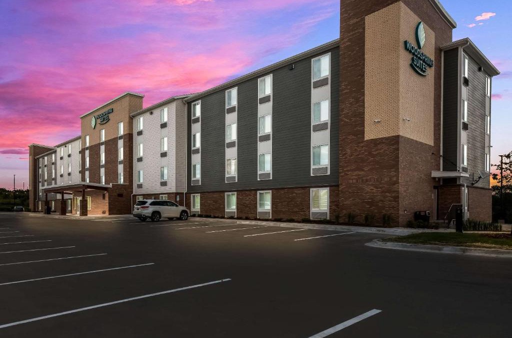 Colgate Hotel | WoodSpring Suites Milwaukee - Menomonee Falls