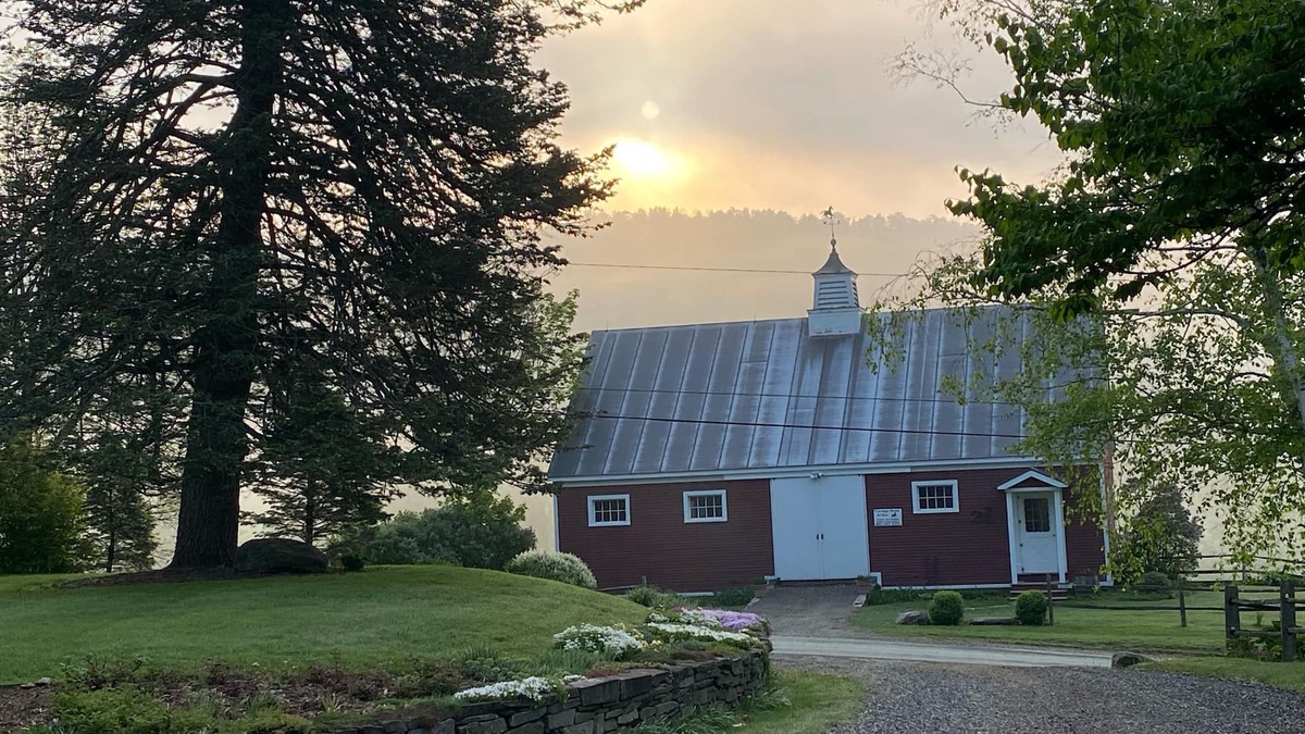 Woodstock House | Woodstock Carriage House-280 acres-Views-Gardens-Skiing-Farm-2.5 miles from town