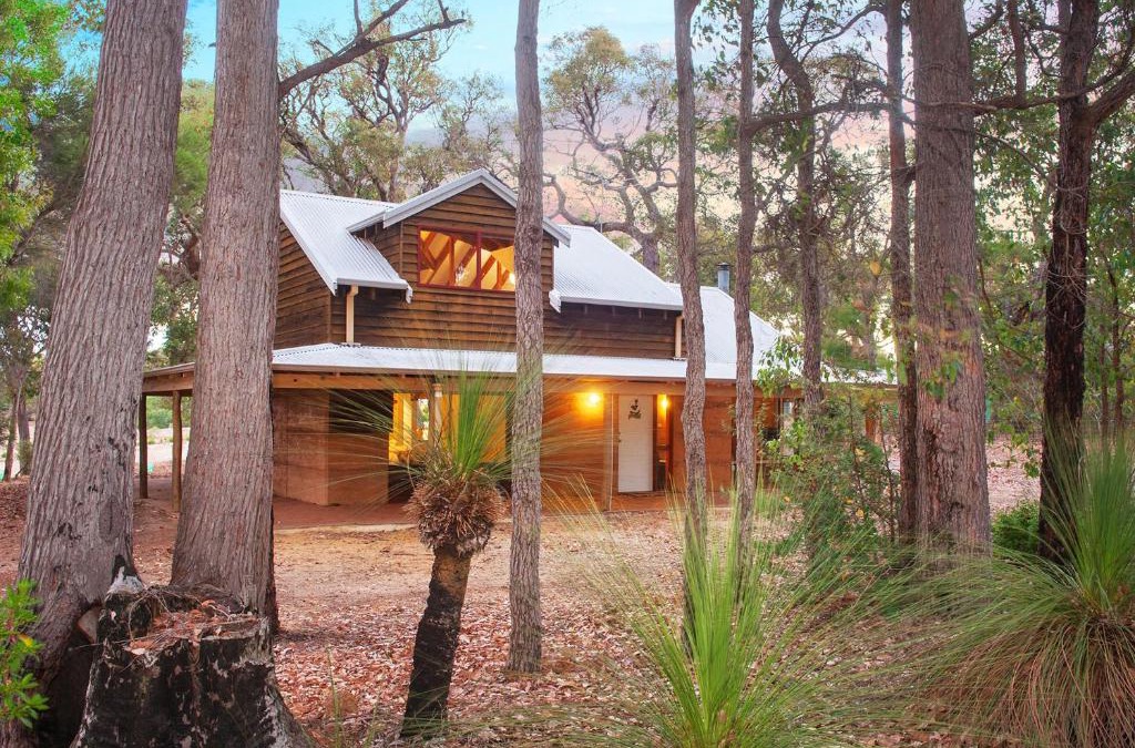 Quedjinup House | Woodstone Kookaburra Cottage