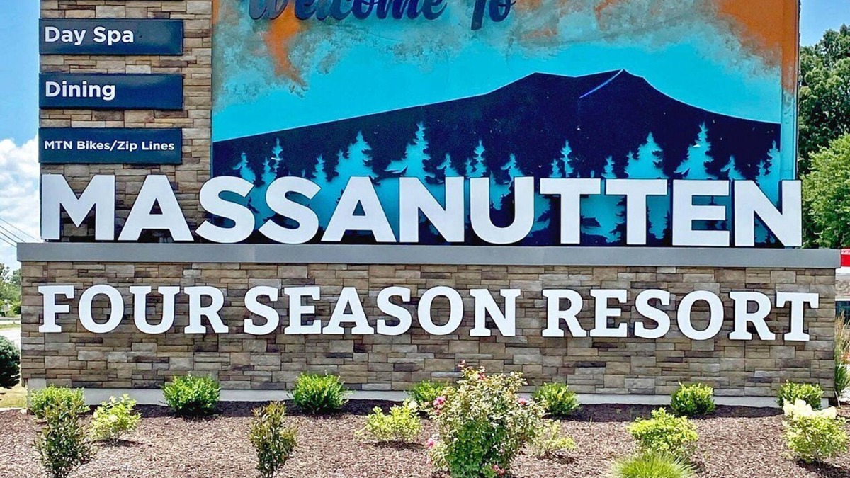 McGaheysville Condo | Woodstone Meadows 2 Bedroom 2 BA Condo at Massanutten Resort - May 18-25, 2025