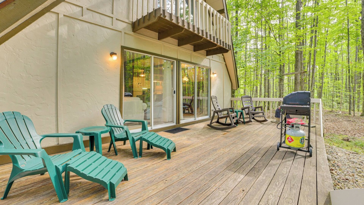 Mancelona Cabin | Woodsy A-Frame Cabin w/Lakes of the North Access