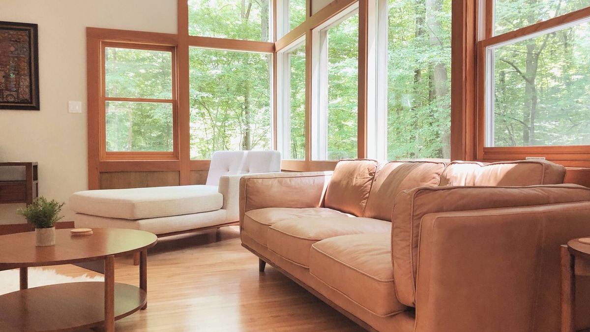 Harbert House | Woodsy oasis~5 min beach~family friendly~architect design~sauna~3600 sq ft