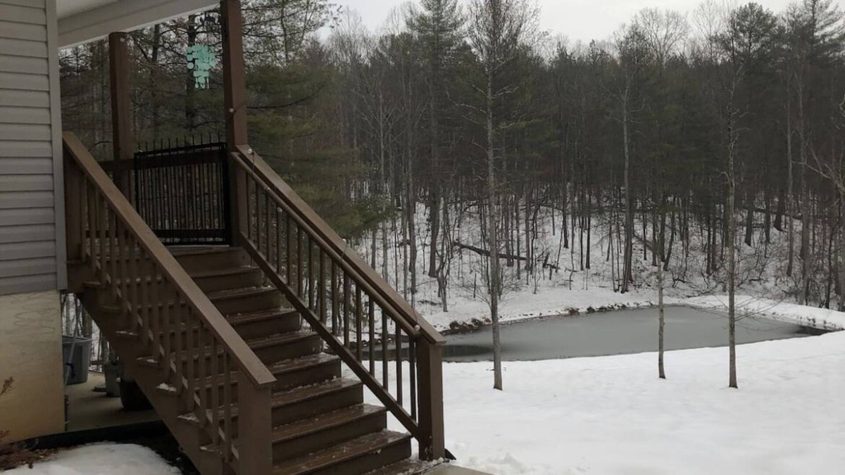 Clifford Cabin | Woody’s Cabin in the Woods