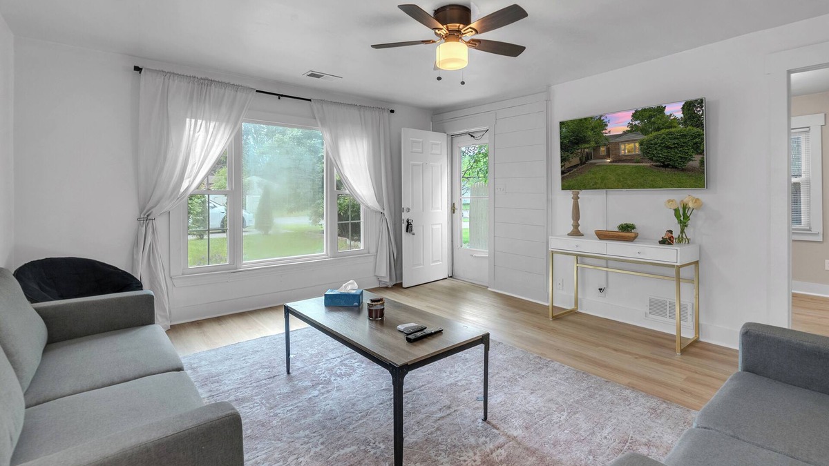 Canton House | Work or Relax l Quiet & Clean