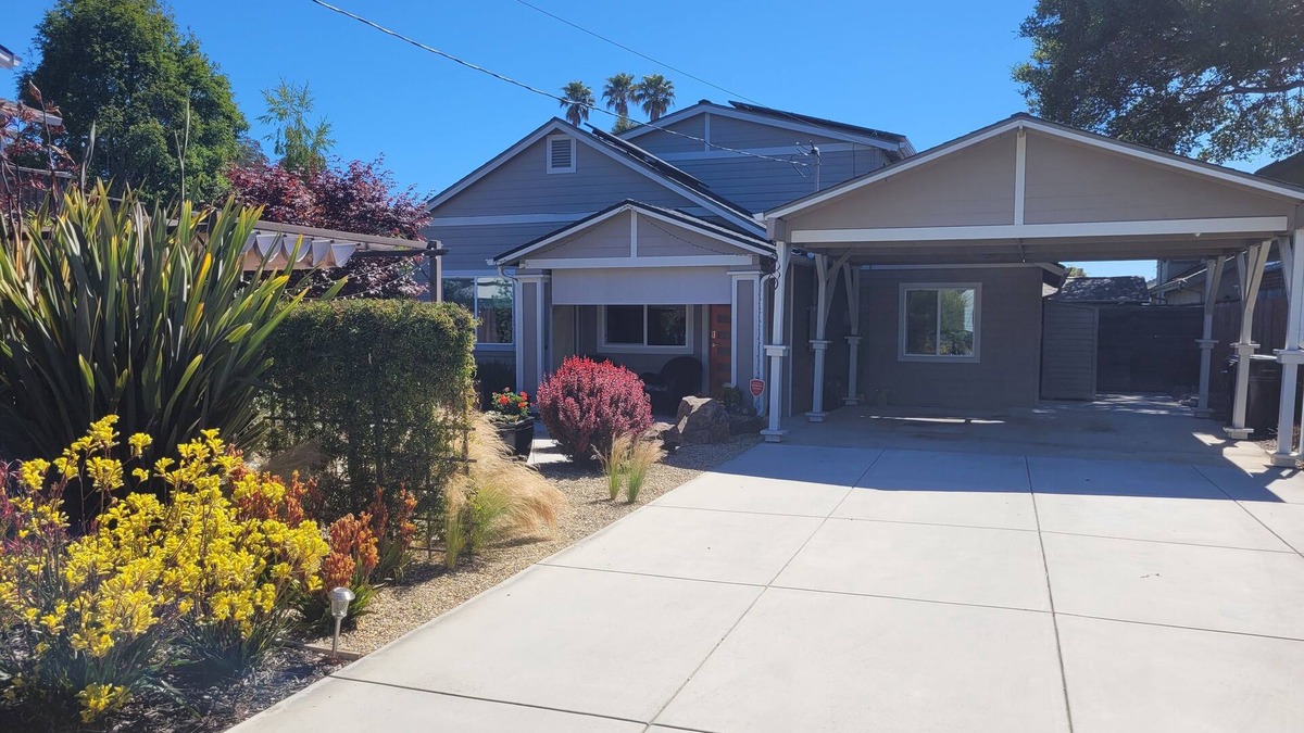 Upper Seabright House | Work/Play in Furnished Santa Cruz Home