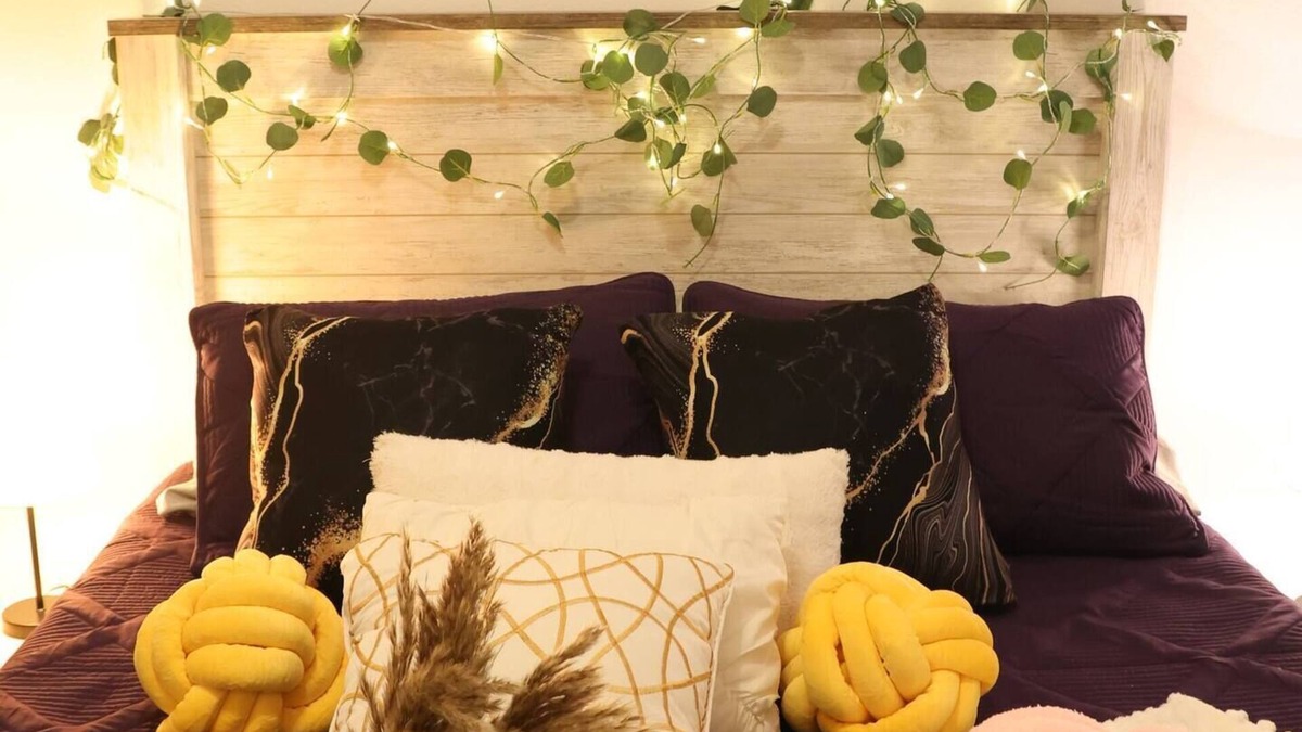 Aubrey House | Work, Play & Stay | Pet-Friendly with Foosball!