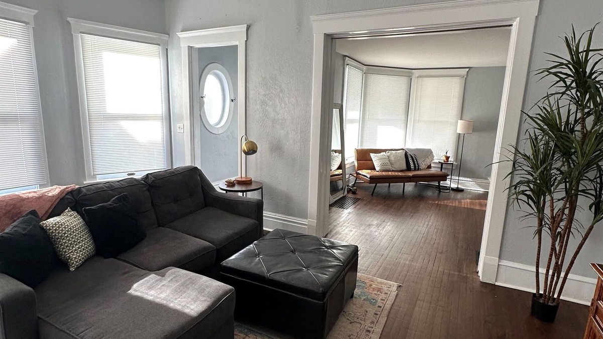 Bloomington Condo | Work & Relax 1BR w/Office in Prime Location