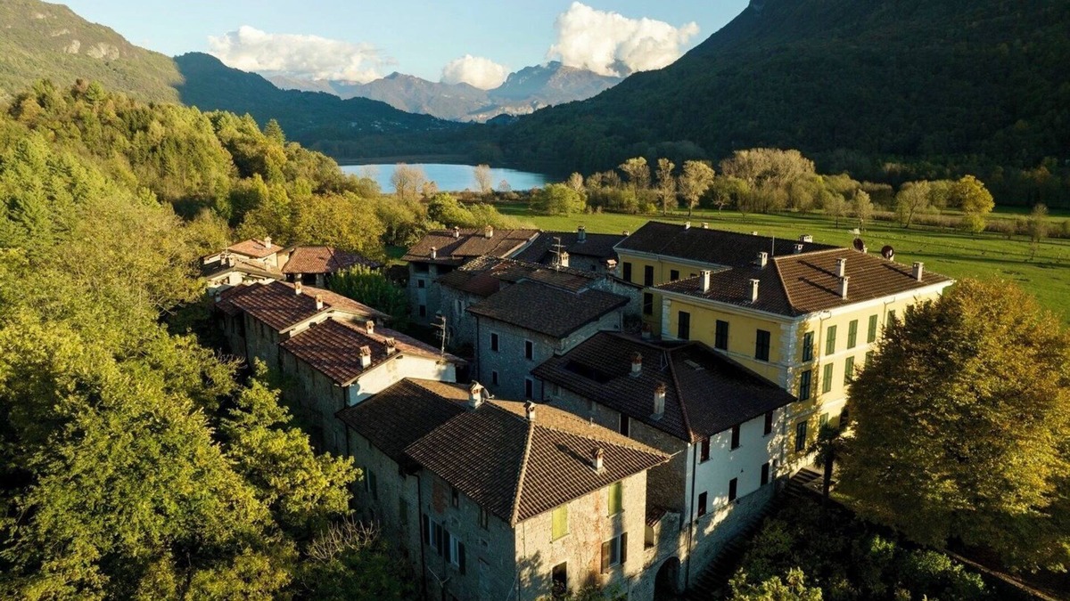 Carlazzo House | Workation Castle: Casa Tremezzo