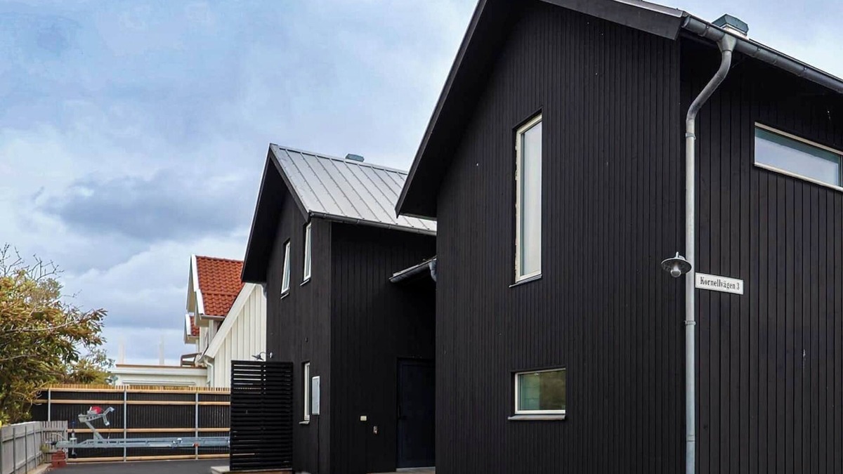 Ockero House | Workers - Families - Öckerö - Near Volvo - All-Inc
