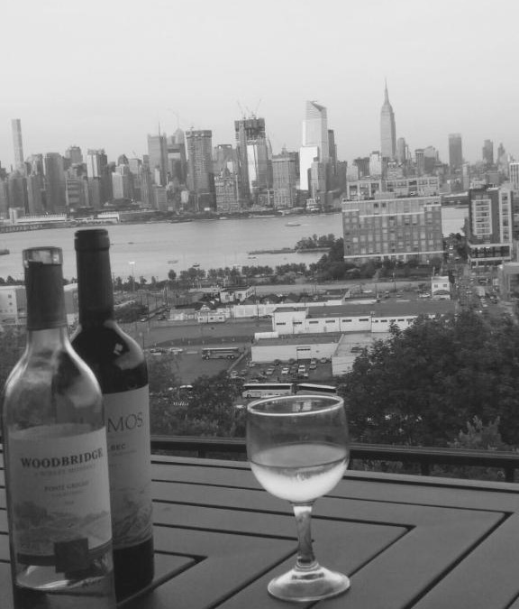 Union City Apartment | World Trade Apt 3 15 Minutes to Times Square