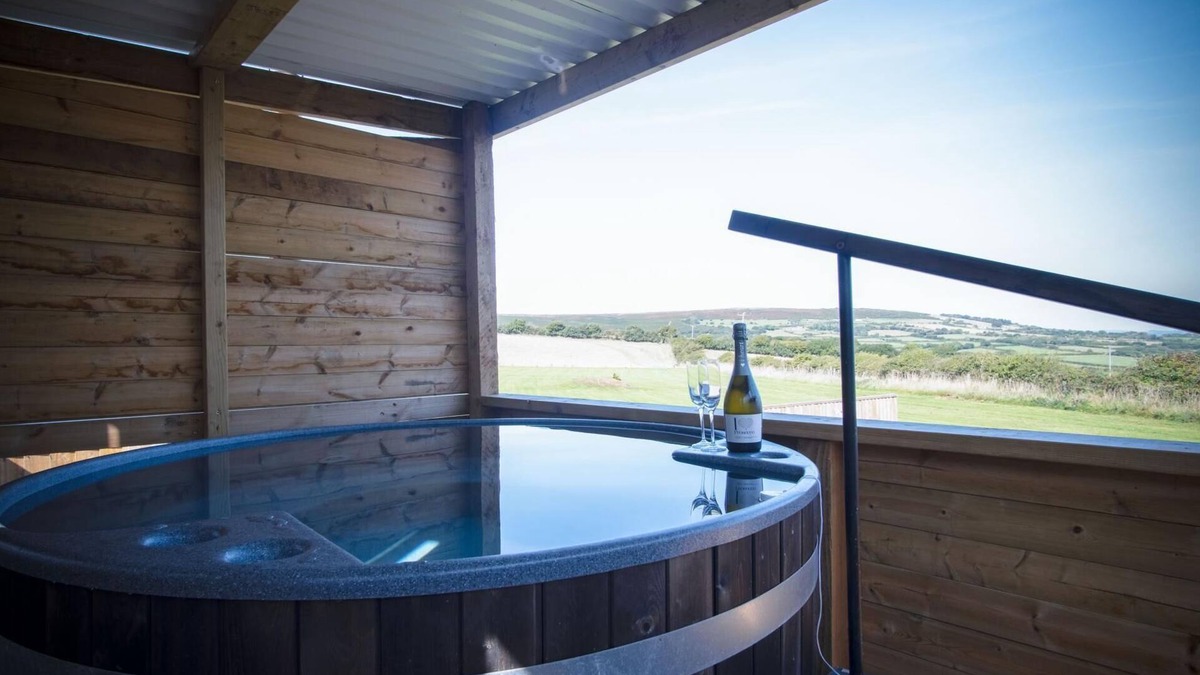 Llangennith RV Rental | Worms Head - Safari Tent - Llangennith