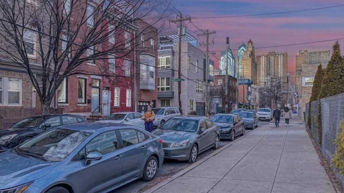 Graduate Hospital Apartment | WOW! 2-BD/2BA Retreat WiFi, Central Air, and Laundry Prime Philly Location!