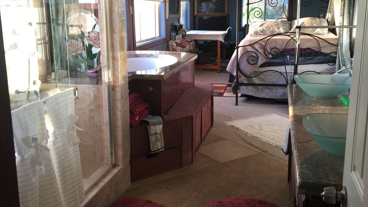 Bonita Apartment | WOW! BONITA VALLEY VIEWS !