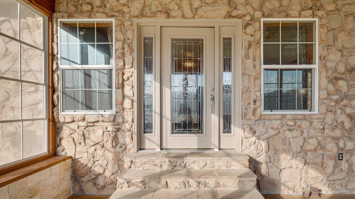 Navarro County Cabin | WOW! Check out this Gorgeous Cabin!