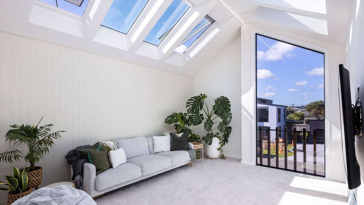 Fitzroy House | **Wow Factor in Fitzroy** Large, luxurious, NEW house, close to beach and cafes.