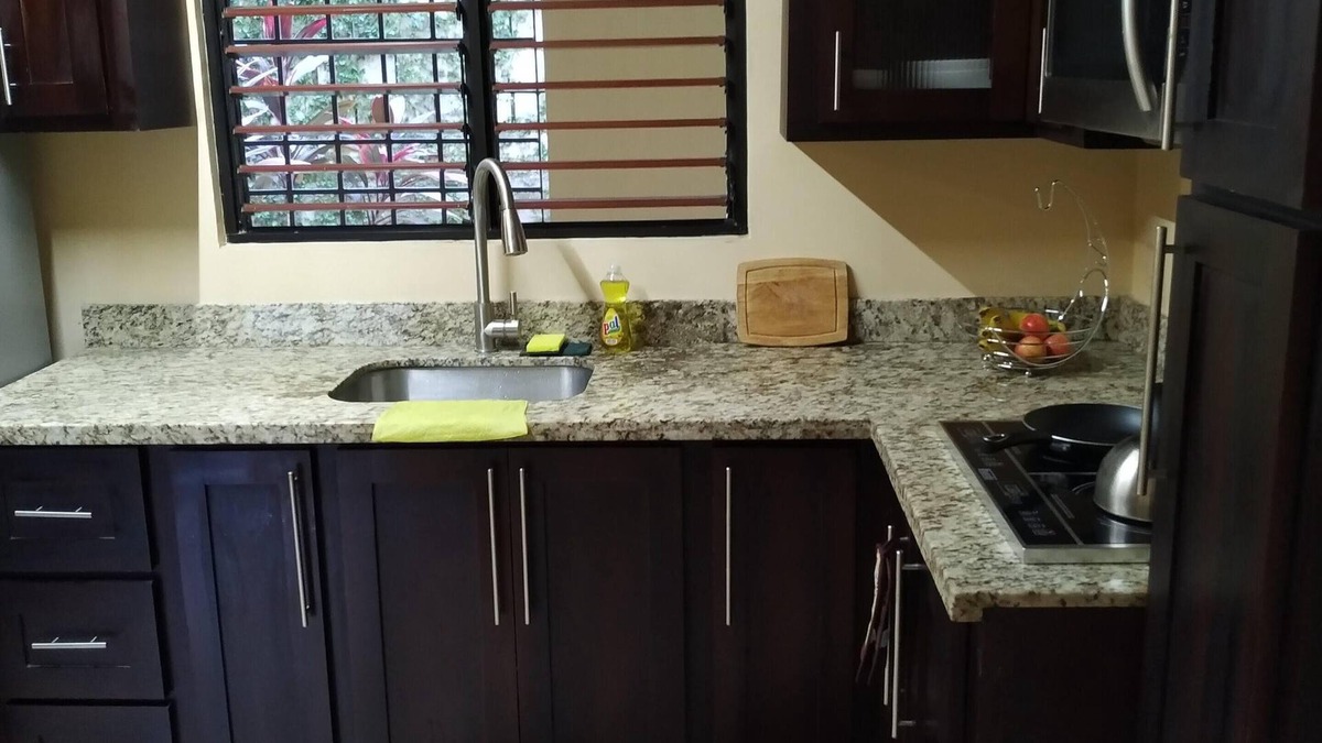 Barbican Apartment | WOW! Fast WiFi-Pool-Clean-Safe and Secure Parking