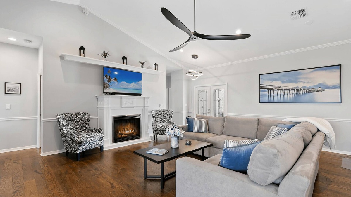 Falcons Glen House | π WOW! FIVE STAR Stunning Retreat! ~ Lely Resort ~ Golf ~ FREE Players Club!π΄