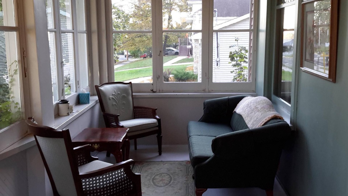 New Holstein House | Wow! Just like Grandma's.Only Better.