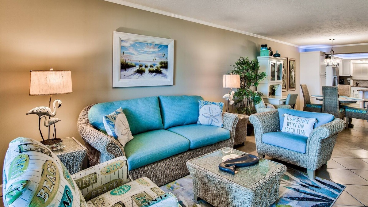 Holiday Isle Condo | WOW! Large 1 BR/1 BA on exclusive Holiday Isle, Destin FL includes Beach Service