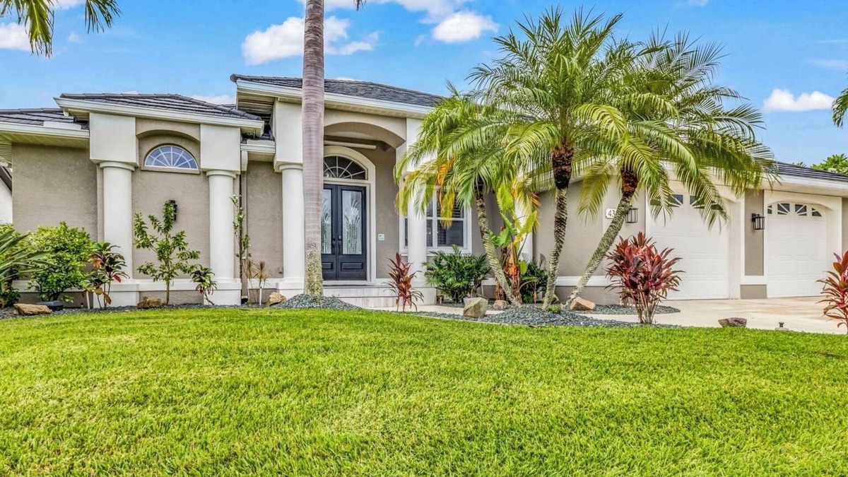 Burnt Store Isles House | WOW! Luxury Punta Gorda waterfront home; HEATED POOL, golf community; WOW factor