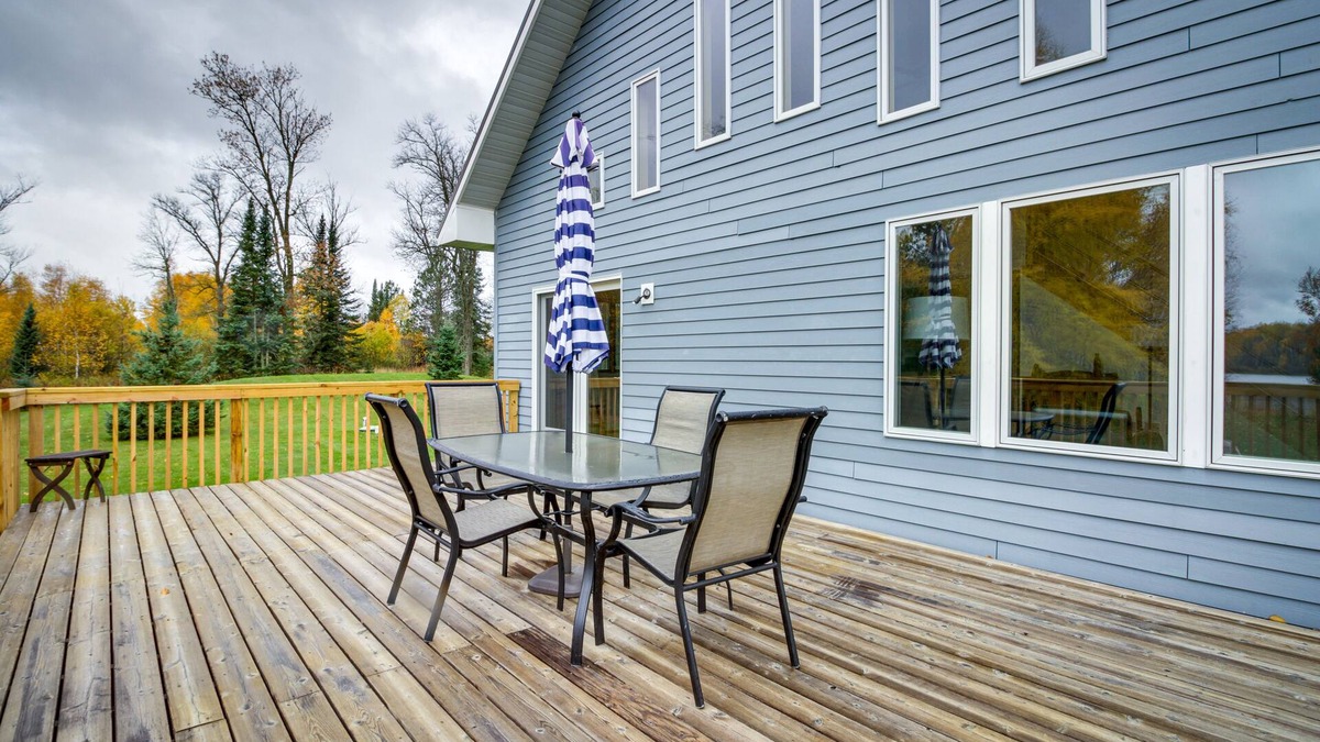 North Carlton House | Wright Retreat on Woodbury Lake: Deck & Fire Pit!