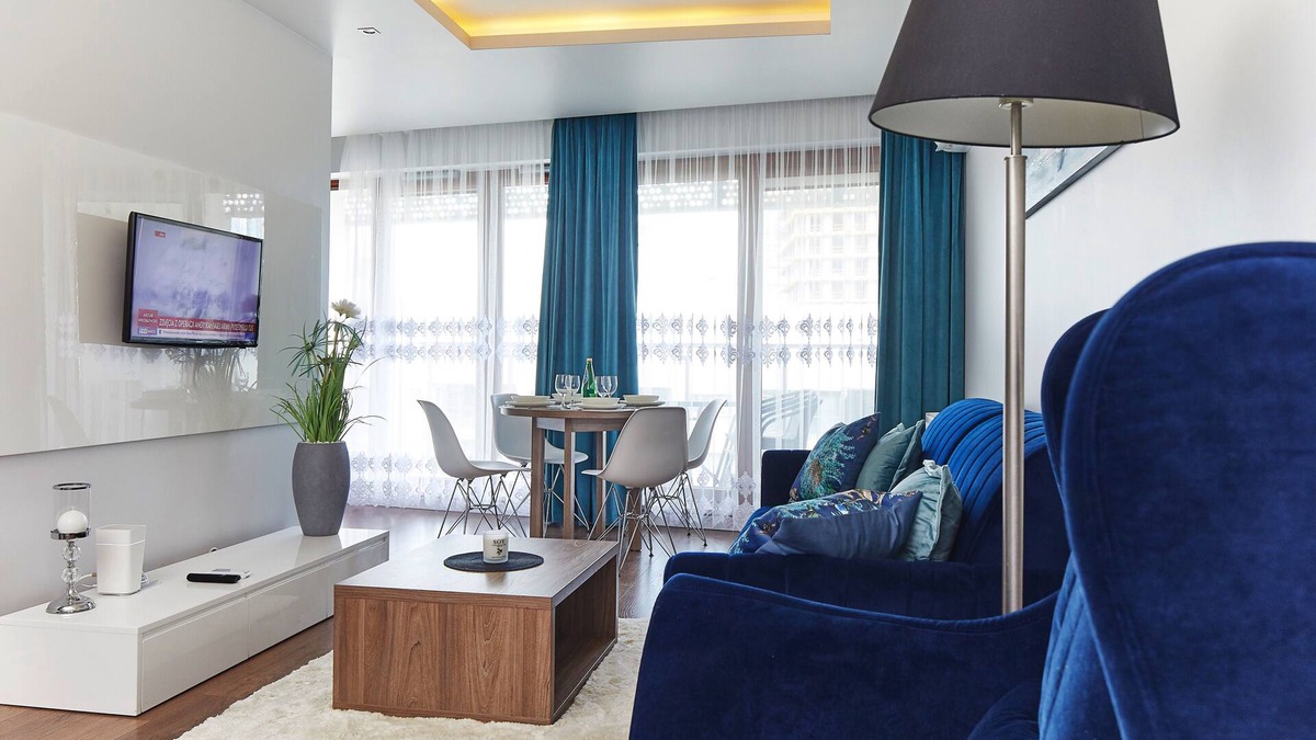 Mirow Apartment | Wronia Business Residence