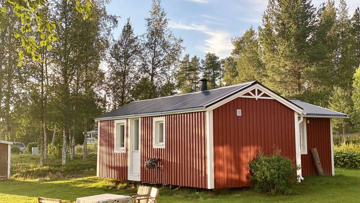 Mellanstrom Cabin | Wunderschöne Lappland Hütte mit Seeblick Ruhig Gelegen