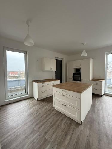 Taucha Apartment | Wunderschöne Maisonette Ferienwohnung in Leipzig Taucha 2 u 3 OG Links