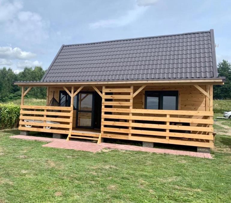Małdyty House | Wynajem domków letniskowych w Sambrodzie