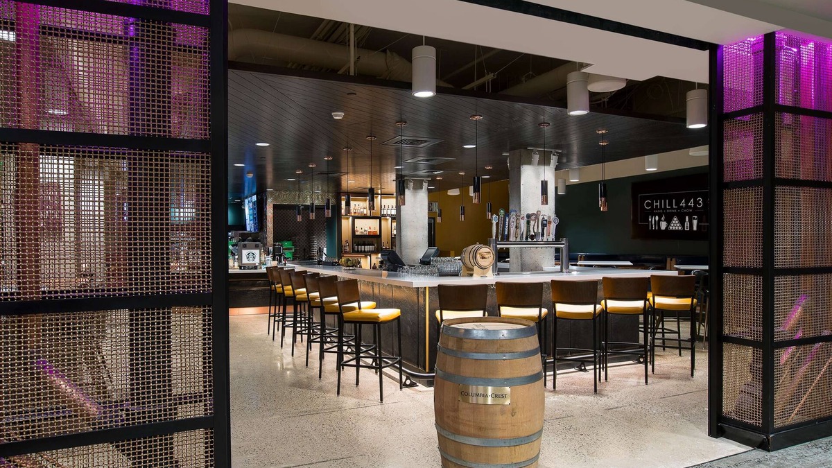 Downtown Niagara Falls Hotel | Wyndham Garden at Niagara Falls