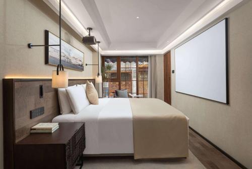 Qionglai Hotel | Wyndham Garden Qionglai Downtown