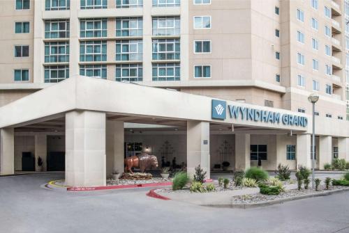Business District Hotel | Wyndham Grand Oklahoma City Downtown