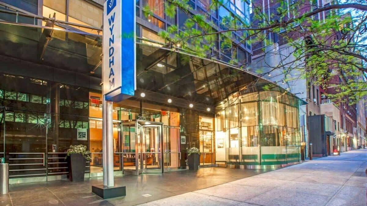 Midtown East Condo | Wyndham Midtown 45 | 2BR/2BA King Bed Suite