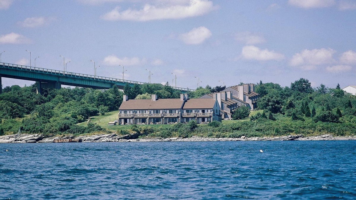 Jamestown Condo | Wyndham Newport Overlook | Four 2BR/2BA Suites
