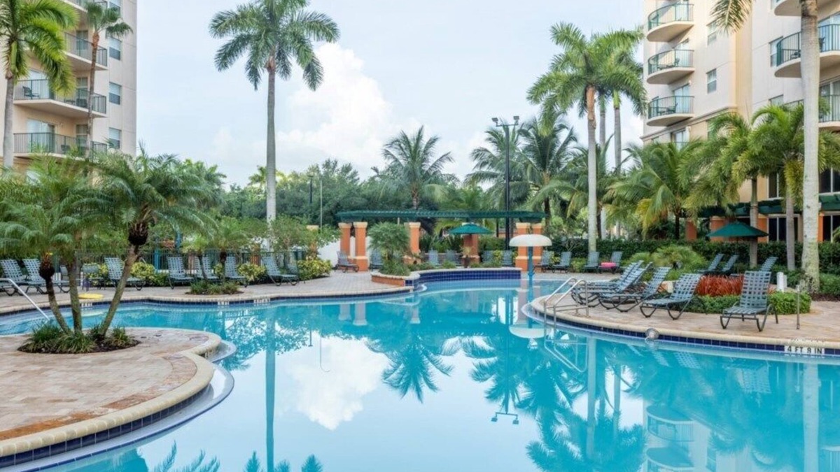 Survey Creek Condo | Wyndham Palm-Aire - Comfy 2 Bedroom Condo