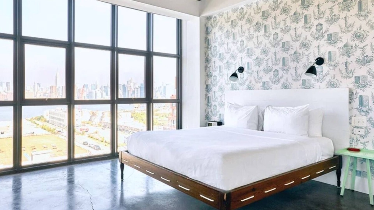 Williamsburg Hotel | Wythe Hotel l South 7th Loft l Corner Loft with Skyline & Light