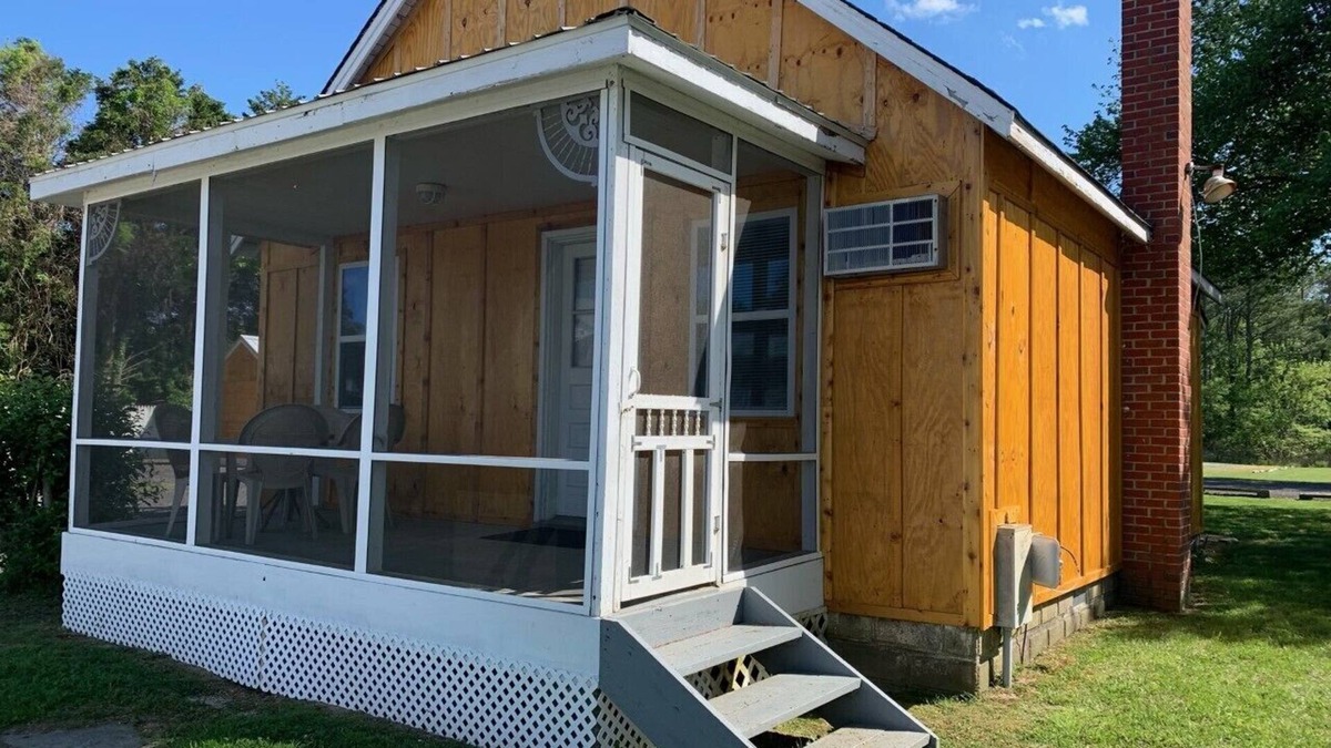 West Ocean City Cabin | X-Large, 2Br Poolside Cabin! Perfect for Family Vacation!