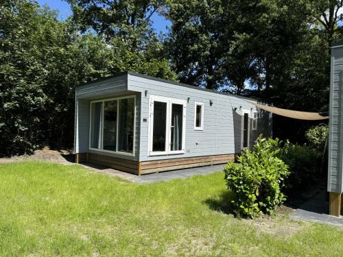 Marienberg Ski Chalet | XaBo nr 129 op 5 sterren camping de Pallegarste aan de visvijver!