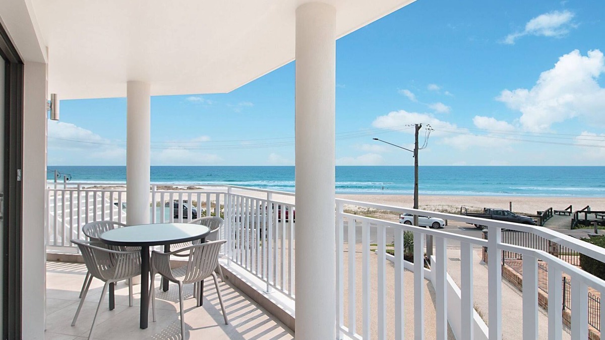 Tugun Apartment | Xavier Dunes 3 - Luxury Beachfront Tugun/Currumbin