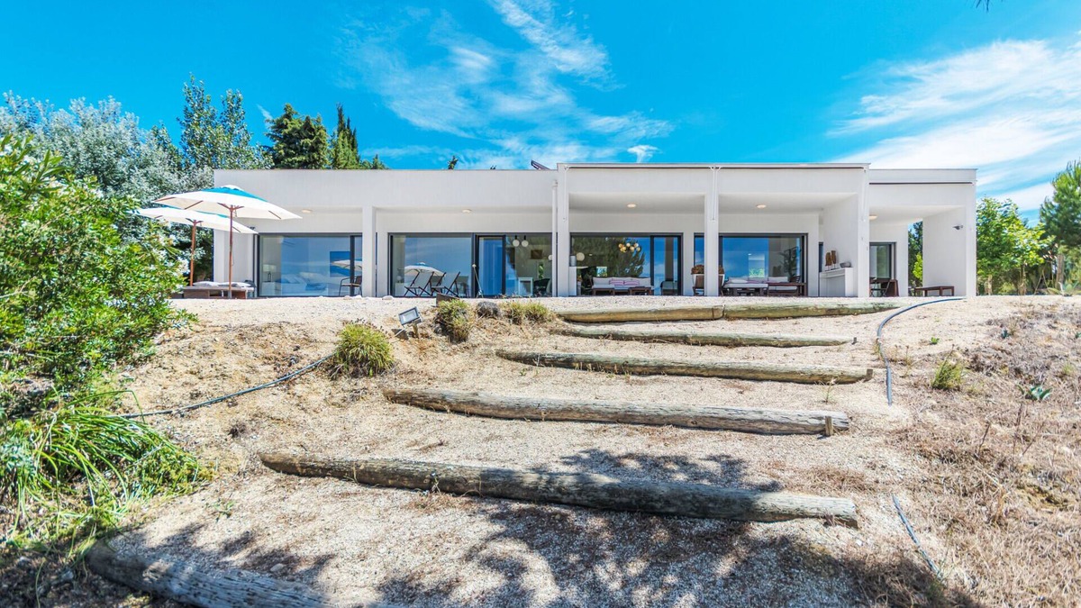 Torres Novas Villa | Xitaka Country House: Large, Modern & Great Views