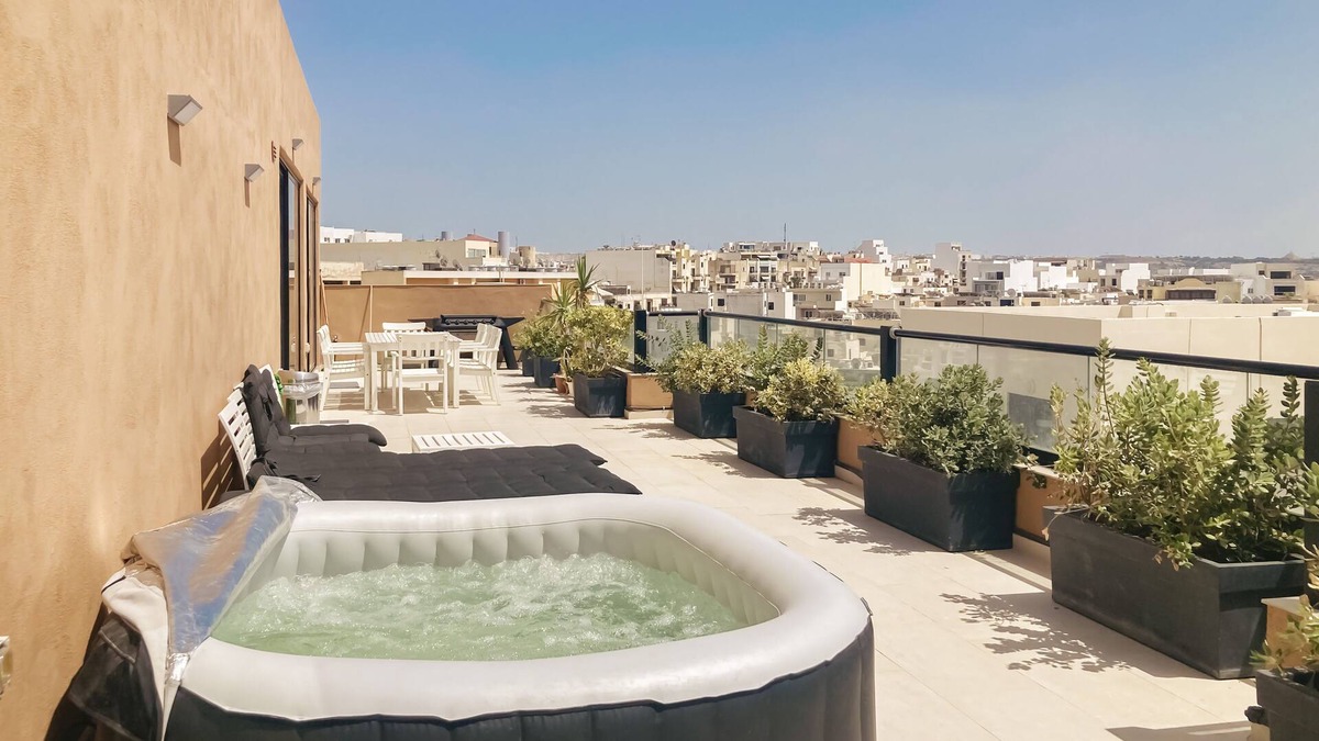 Bugibba House | XL Terrace Penthouse BBQ Near The Sea