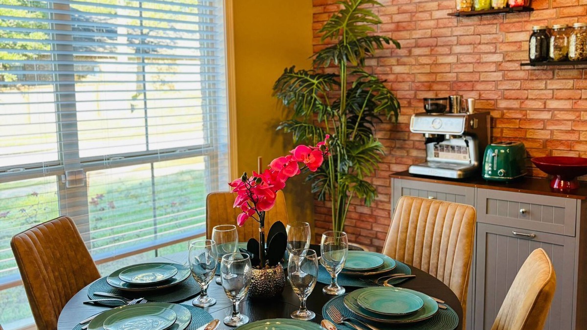 Daphne House | Xquisite Nook, the ideal getaway in Daphne, AL!