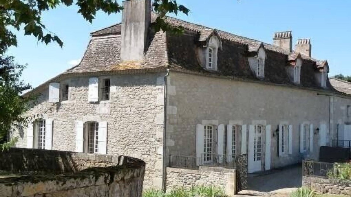 Saint-Meard-de-Gurcon House | XVII century Mansion (Charteuse) 10 pers 300m2 private pool servises