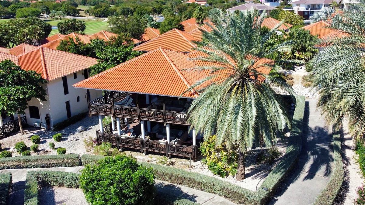 Sint Michiel Villa | XXL Blue Bay Beach Villa