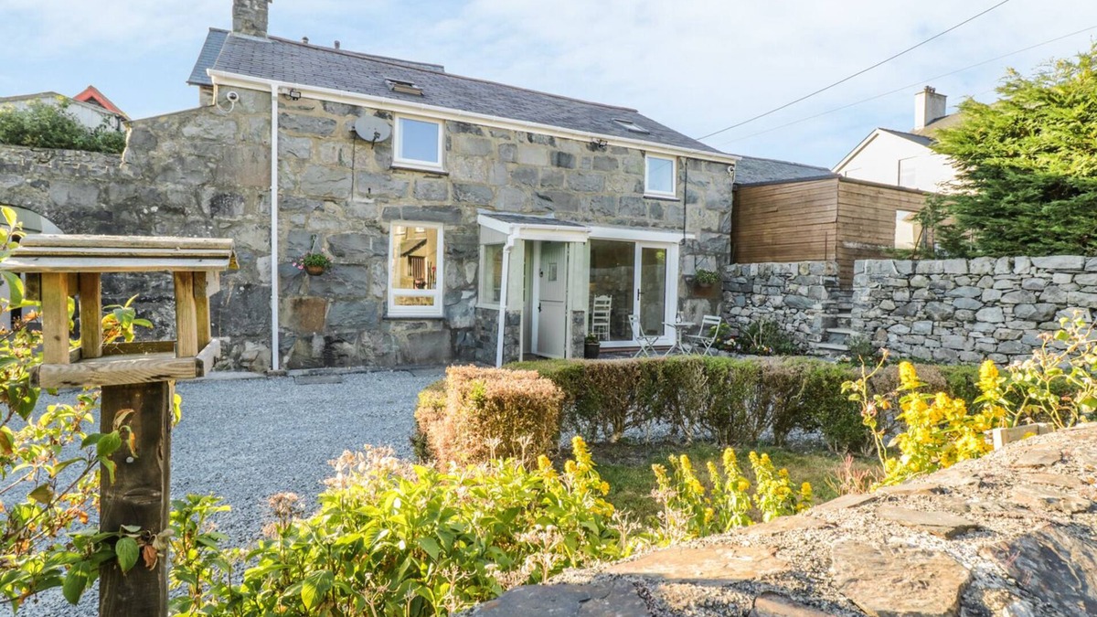 Trawsfynydd Cottage | Y CILGWYN, family friendly, character holiday cottage in Trawsfynydd
