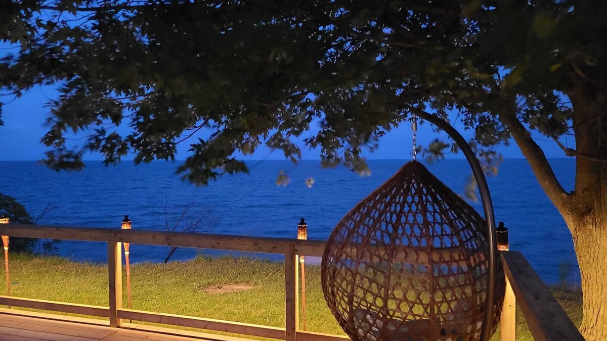 Romney Cottage | YAARI - WaterFront Cozy Cottage!