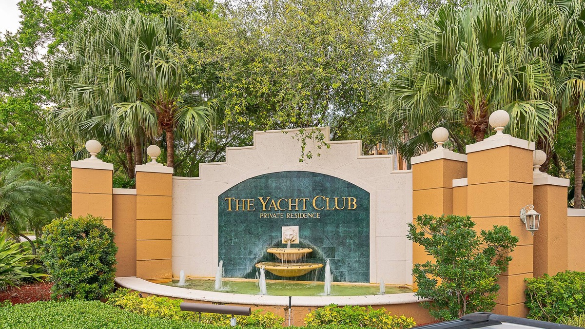 Aventura Condo | YACHT CLUB AVENTURA/UNIQUE APT/MARINA VIEW/FREE PARKING-WIFI
